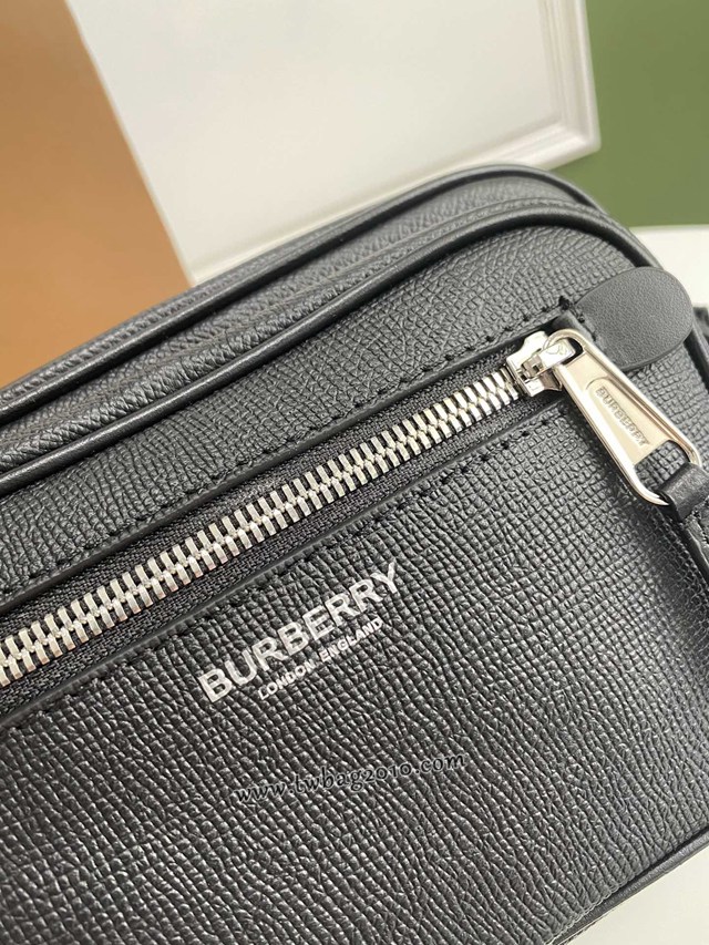 Burberry專門店新款相機包 巴寶莉男士小斜挎包 yxb1041